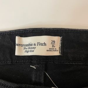 Abercrombie and Fitch Skinny high rise black Jean
